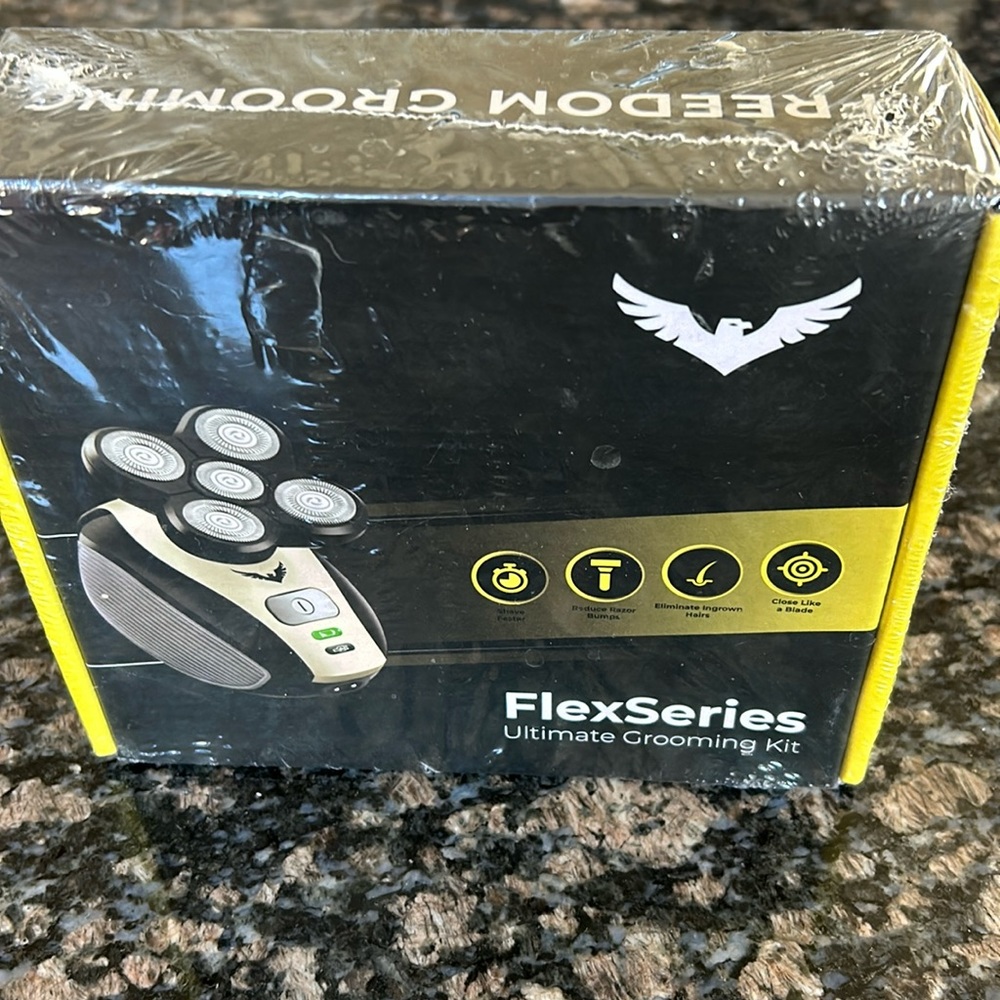 FLEX SERIES ULTIMATE GROOMING KIT FREEDOM GROOMING NWT